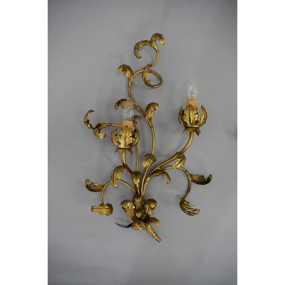 Image 1 of Paar goldene Wandleuchten mit Blumenmuster, Italien 1960