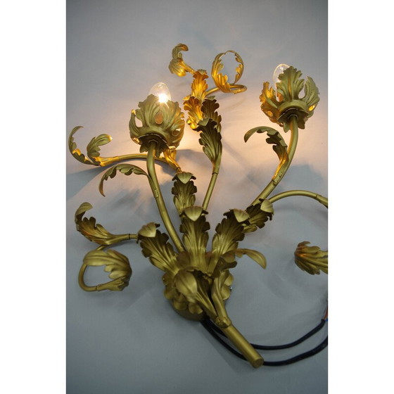 Image 1 of Paar goldene Wandleuchten mit Blumenmuster, Italien 1960