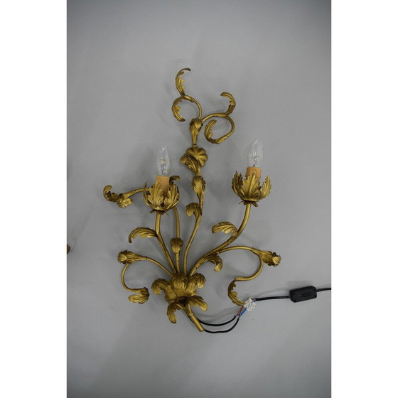 Image 1 of Paar goldene Wandleuchten mit Blumenmuster, Italien 1960