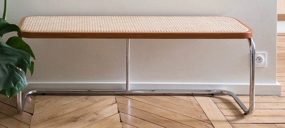 Image 1 of Die Bank der Socialite Family