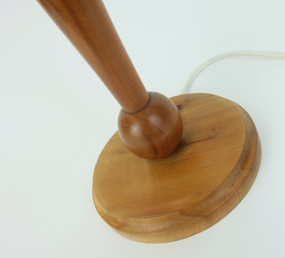 Image 1 of Seltene große Mid Century Modern Cocoon Tischlampe Cherrywood Base 1970S