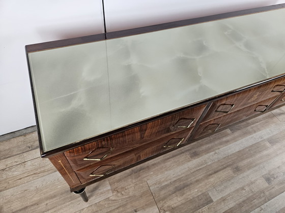 Image 1 of Mid Century Sideboard aus Ahorn, Nussbaum und Palisander mit Glasplatte