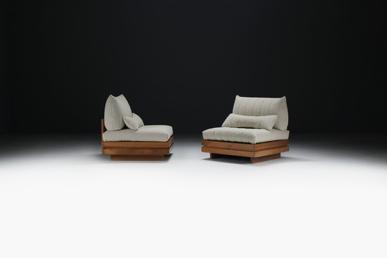 Image 1 of Perfekte Ulme hölzerne Lounge Set In Bouclé von Maison Regain Frankreich 1970S
