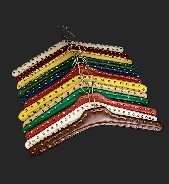 Image 1 of Zwölf Fifties Kleiderbügel mit Nieten