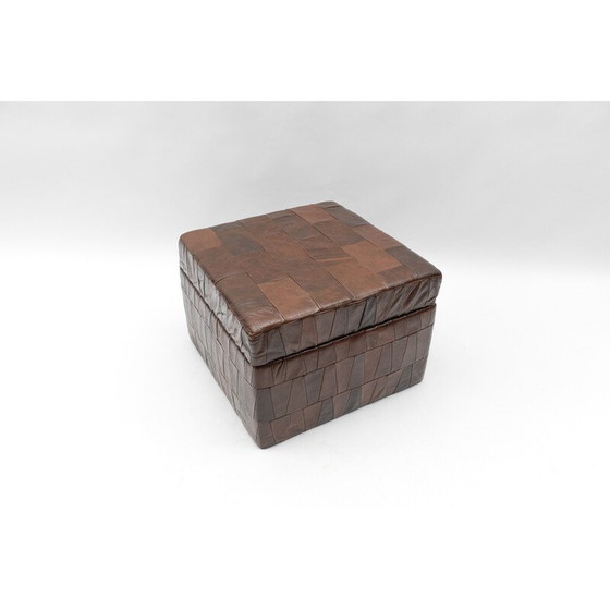 Image 1 of Vintage Patchwork-Pouf aus schokoladenbraunem Leder, Schweiz 1960