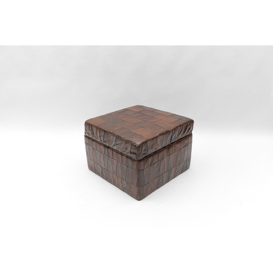 Image 1 of Vintage Patchwork-Pouf aus schokoladenbraunem Leder, Schweiz 1960