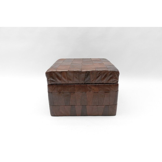 Image 1 of Vintage Patchwork-Pouf aus schokoladenbraunem Leder, Schweiz 1960