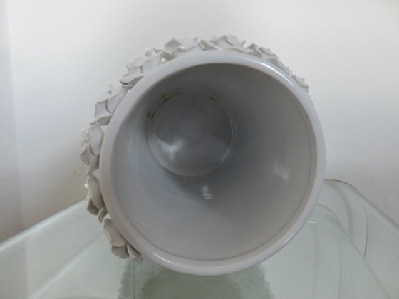 Image 1 of Weiße Barbotine-Keramikvase, Italien, 80er Jahre