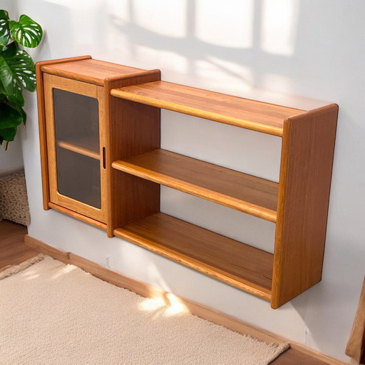 Vintage Wandschrank Vitrine Dyrlund