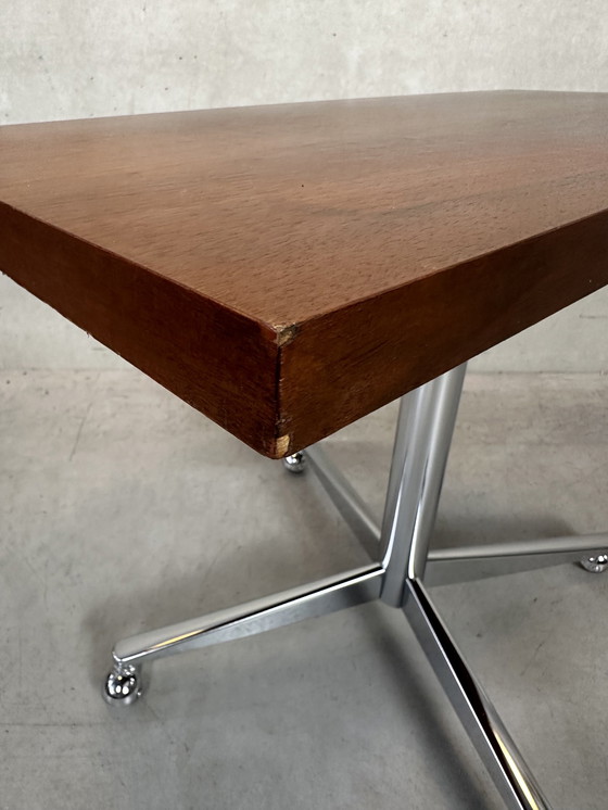 Image 1 of Vintage Mobile Tisch - Teak und Chrom