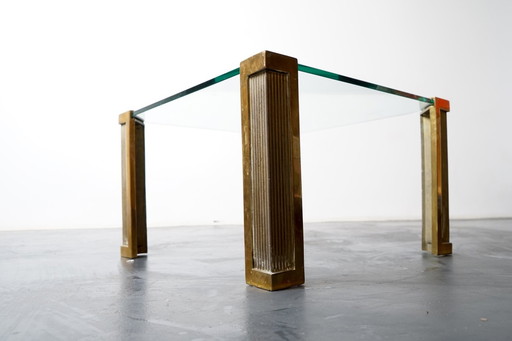 Goldener Vintage Couchtisch von Peter Ghyczy, 1970er