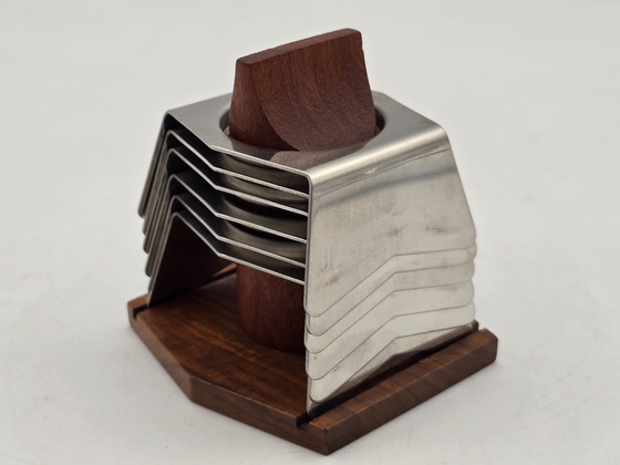 Image 1 of Egg Holder Set - Set von 6 Edelstahl-Eierkappen auf Holzhalter - Edelstahl, Holz - Vintage Design