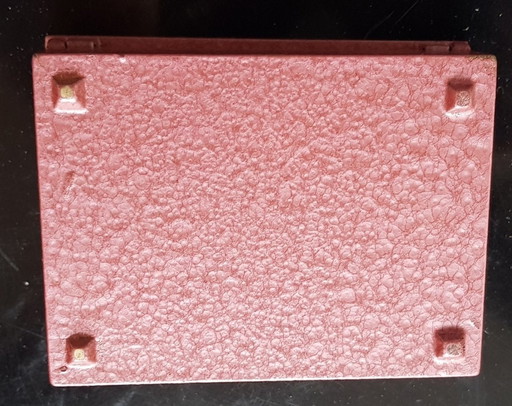 Gehämmerte Metallbox mit Schwalben, 1960er Jahre