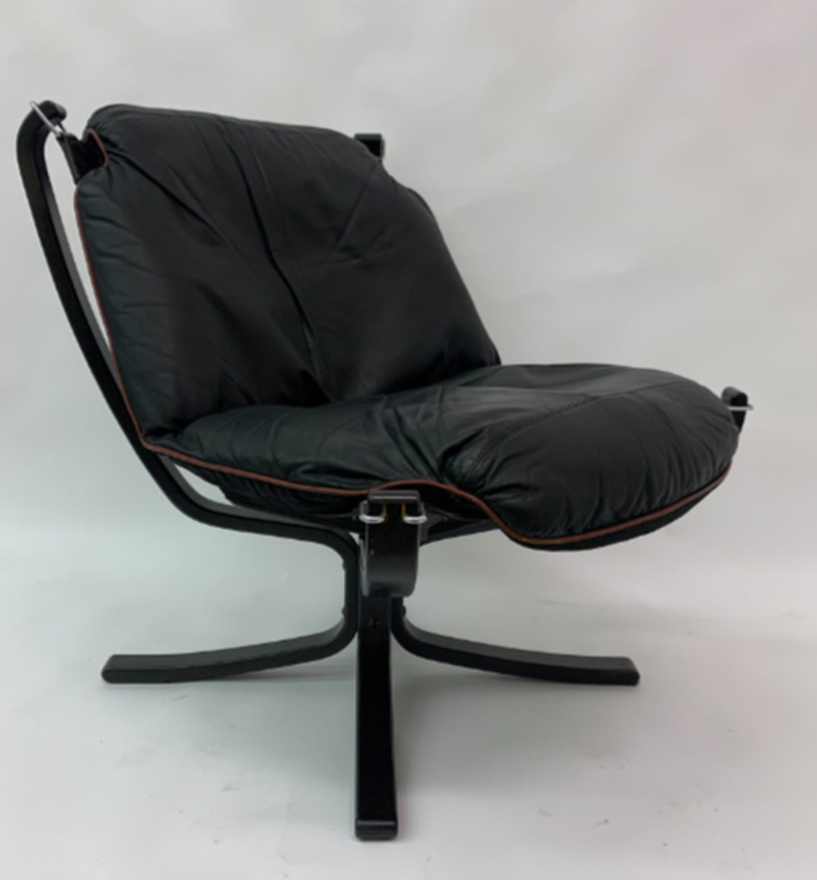 falcon-leder-sessel-von-sigurd-ressel-f-r-vatne-m-bler-1970er-jahre