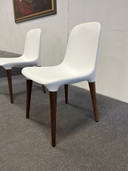 Tonon Tako Esszimmerstuhl Weiß Soft Touch Nussbaum