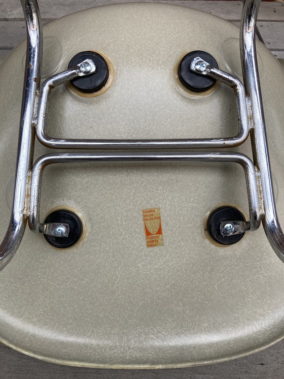 Image 1 of Eames – DSX Stuhl Seafoam Green Light – Herman Miller