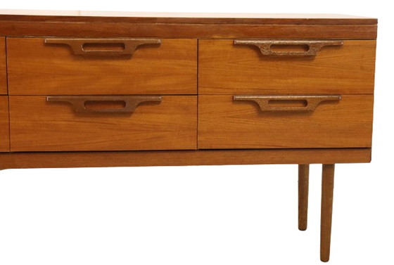 Image 1 of Anrichte Anrichte Kommode 'Wrexham' vintage