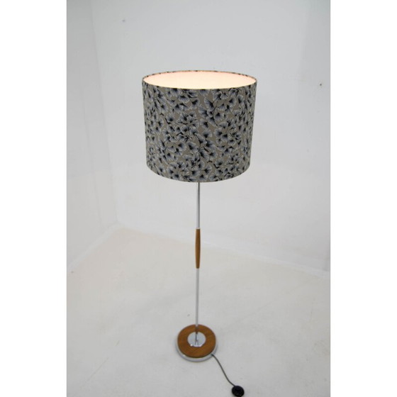Image 1 of Mid-Century Stehlampe aus Chrom und Holz, Tschechoslowakei 1970er Jahre