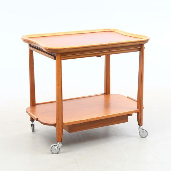 Image 1 of Beistelltisch Mit Rollen Vintage Holz Und Glas Abnehmbare Platte 1960 Schweden