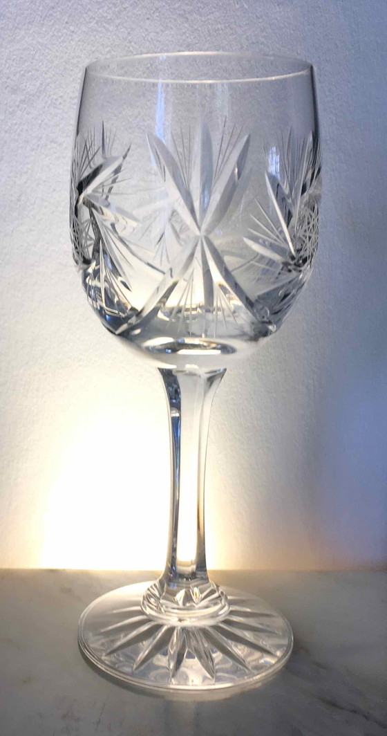 Image 1 of Set Von 12 Böhmisch Geschliffenen Kristallweingläsern