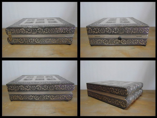 Zwei Schmuckkästchen