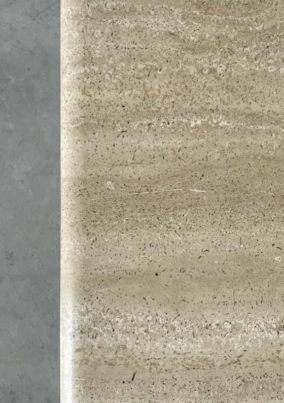 Image 1 of Couchtisch aus Travertin