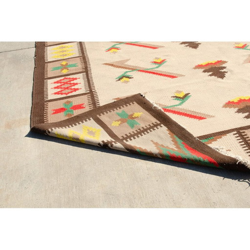 Moderner, handgewebter Kilim-Teppich, 1970