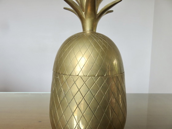 Image 1 of Ananas Box Xxl Aus Massiv Messing, Holliwood Regency, 1970