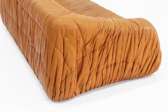 Image 1 of Piumino Cognac Leder Sofa von Jonathan De Pas , Italien 1970S