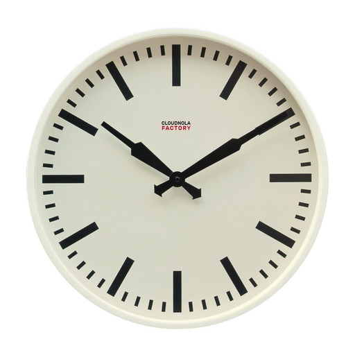 Cloudnola Fabrik Uhr Weiß - 45 cm