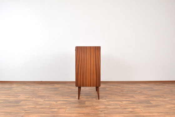 Image 1 of Mid-Century Dänische Teak Kommode, 1960S