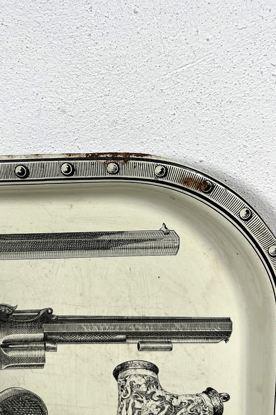 Image 1 of Tablett im Fornasetti-Stil