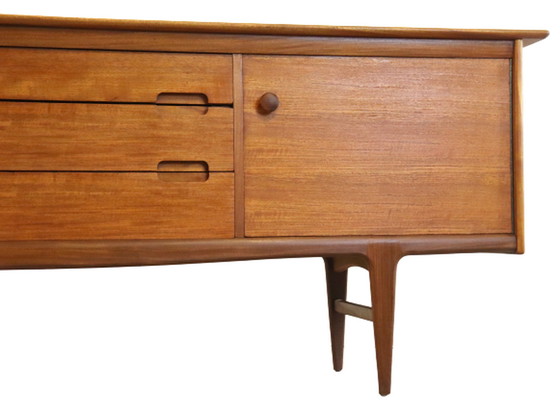 Image 1 of A. Jüngeres Fonseca John Herbert Sideboard im Vintage-Stil