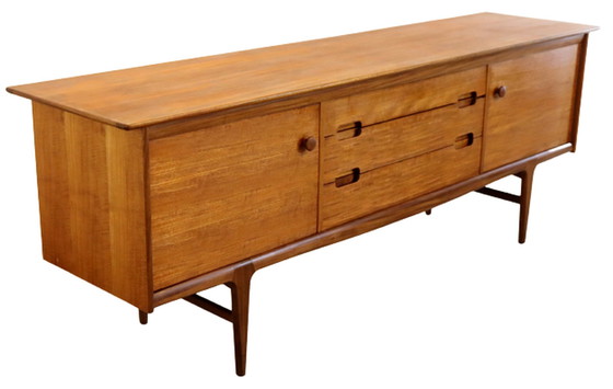 Image 1 of A. Jüngeres Fonseca John Herbert Sideboard im Vintage-Stil