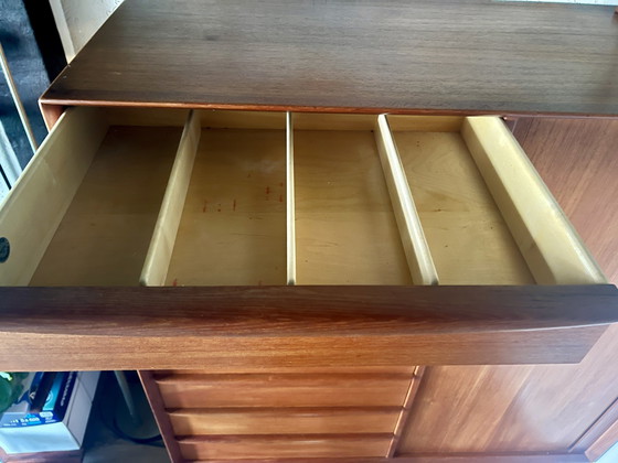 Image 1 of Svend Åge Madsen Für Falster. 1960er Jahre Scandinavian Modern Design - Herrentruhe/ Highboard.