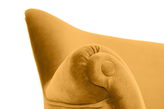 Image 1 of Dreisitzer-Sofa aus deutschem Samt, 60er Jahre, senffarben, restauriert