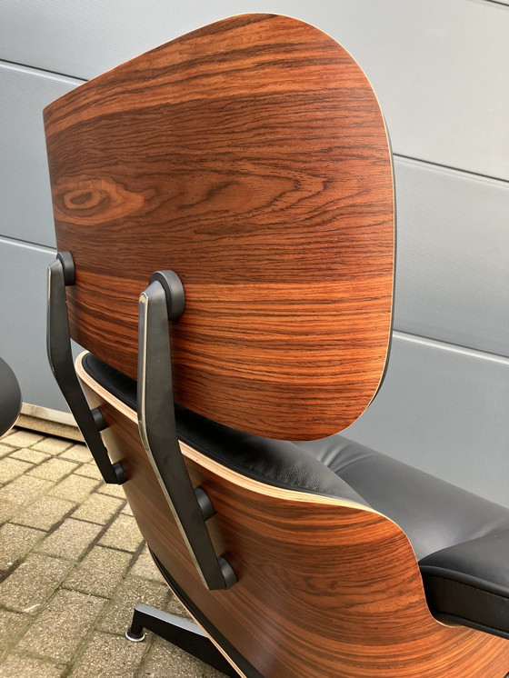 Image 1 of Herman Miller Eames Loungesessel + Ottomane Santos Palisander Neuzustand!!