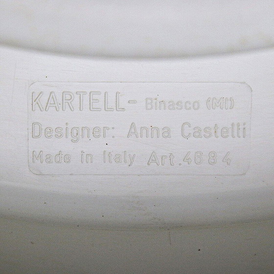 Image 1 of Zylindrischer Vasenhalter aus weißem Kunststoff von Anna Castelli für Kartell, 1970