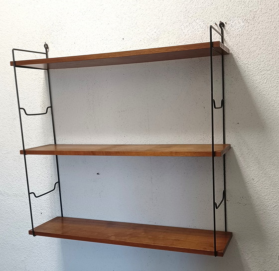 Image 1 of Fifties Wandregal mit drei Fächern