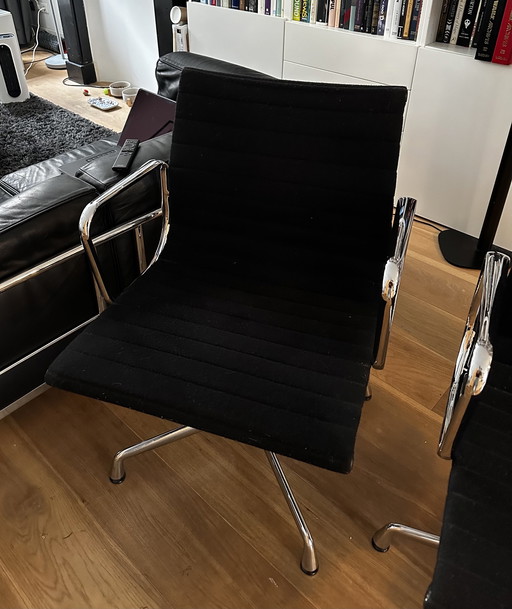 4x Vitra EA 108 Eames Stühle