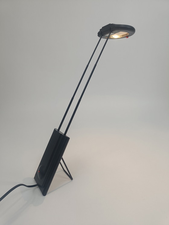 Image 1 of Massive Tischlampe - 1980er Jahre