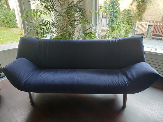 Image 1 of Leolux Tango 3-Sitzer-Sofa - Zeitloses Design in Alcantara Peacoat