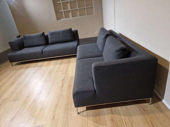 Image 1 of Sur En Plus Ecksofa Anthrazit Stoff Tisch Schwarz Design