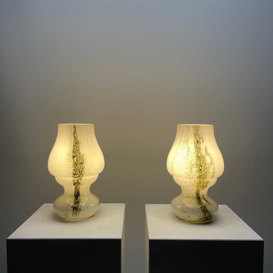 Image 1 of Paar weiß-grüne Glaspilz-Tischlampen von Doria Leuchten, 1970