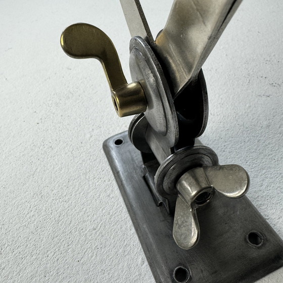 Image 1 of Ehemalige Kleine Bauhaus-Akkordeonlampe