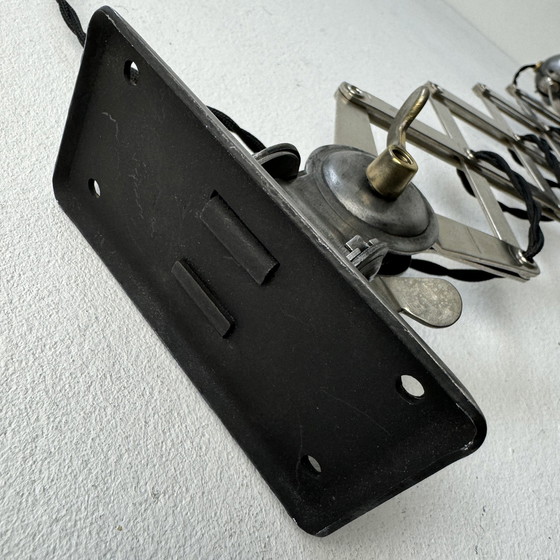 Image 1 of Ehemalige Kleine Bauhaus-Akkordeonlampe