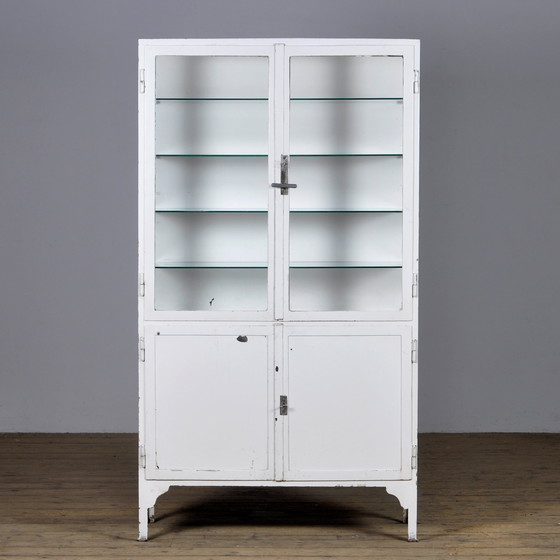 Image 1 of Medizinische Vitrine aus Eisen und Glas , 1930er Jahre