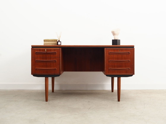 Image 1 of Teakholz-Schreibtisch, Dänisches Design, 1960er Jahre, Designer: J. Svenstrup