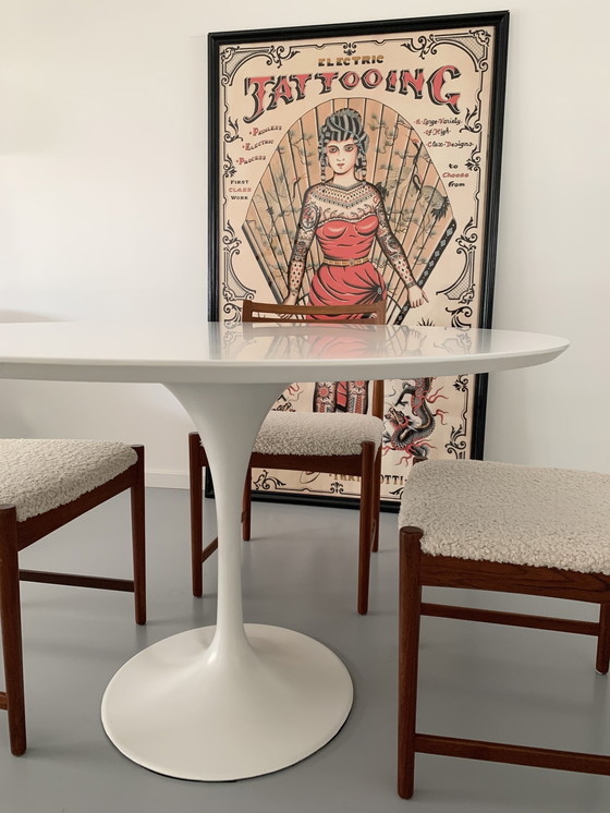 Image 1 of Design-Tulpen-Esszimmertisch