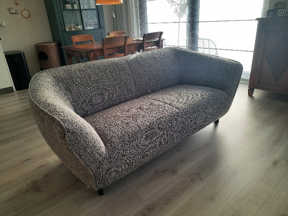 Image 1 of Pode Sofa